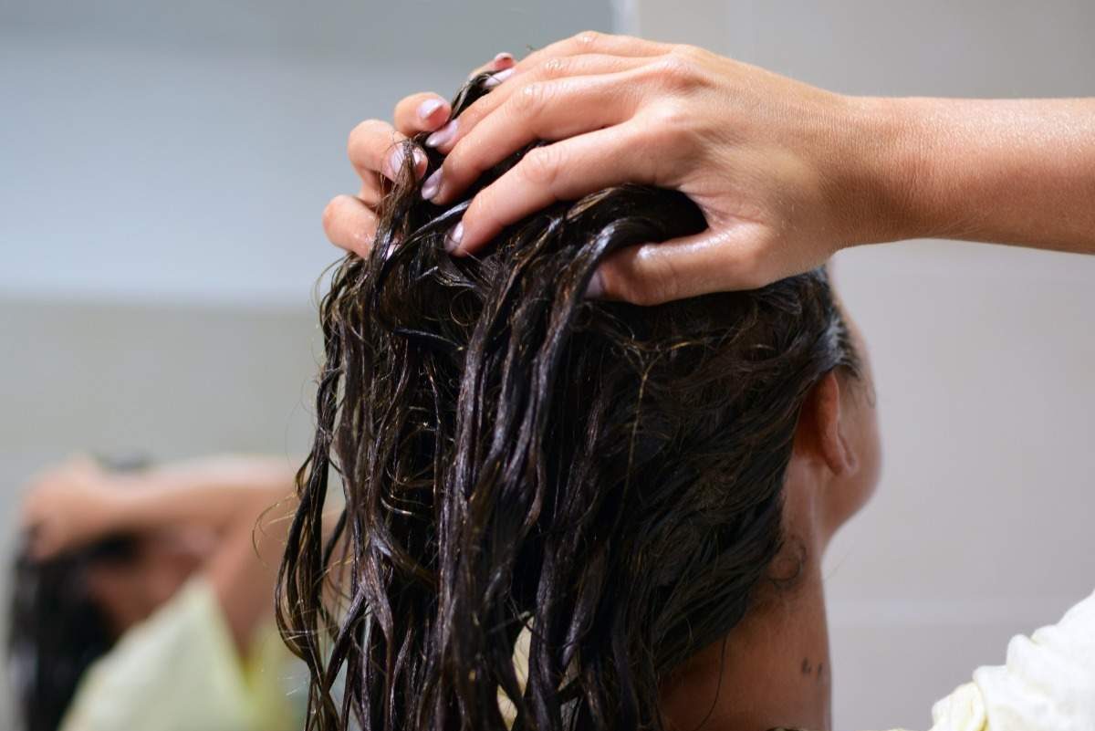 Hair Spa at Home: Benefits, Treatments, and DIY Steps